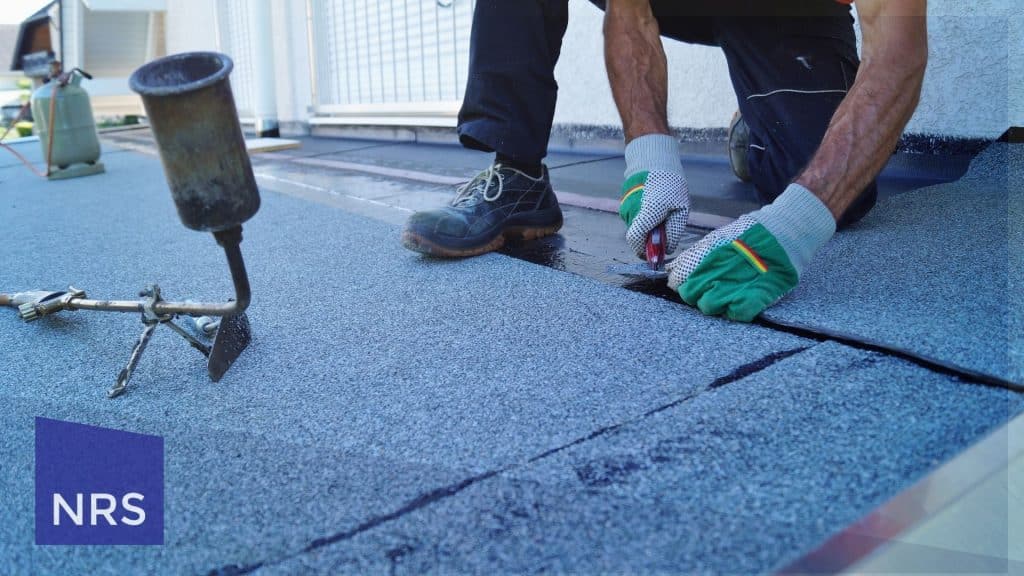 Explore flat roofing in the UK—types, materials, costs, and key benefits. Ideal for extensions, green roofs, or modern home design.